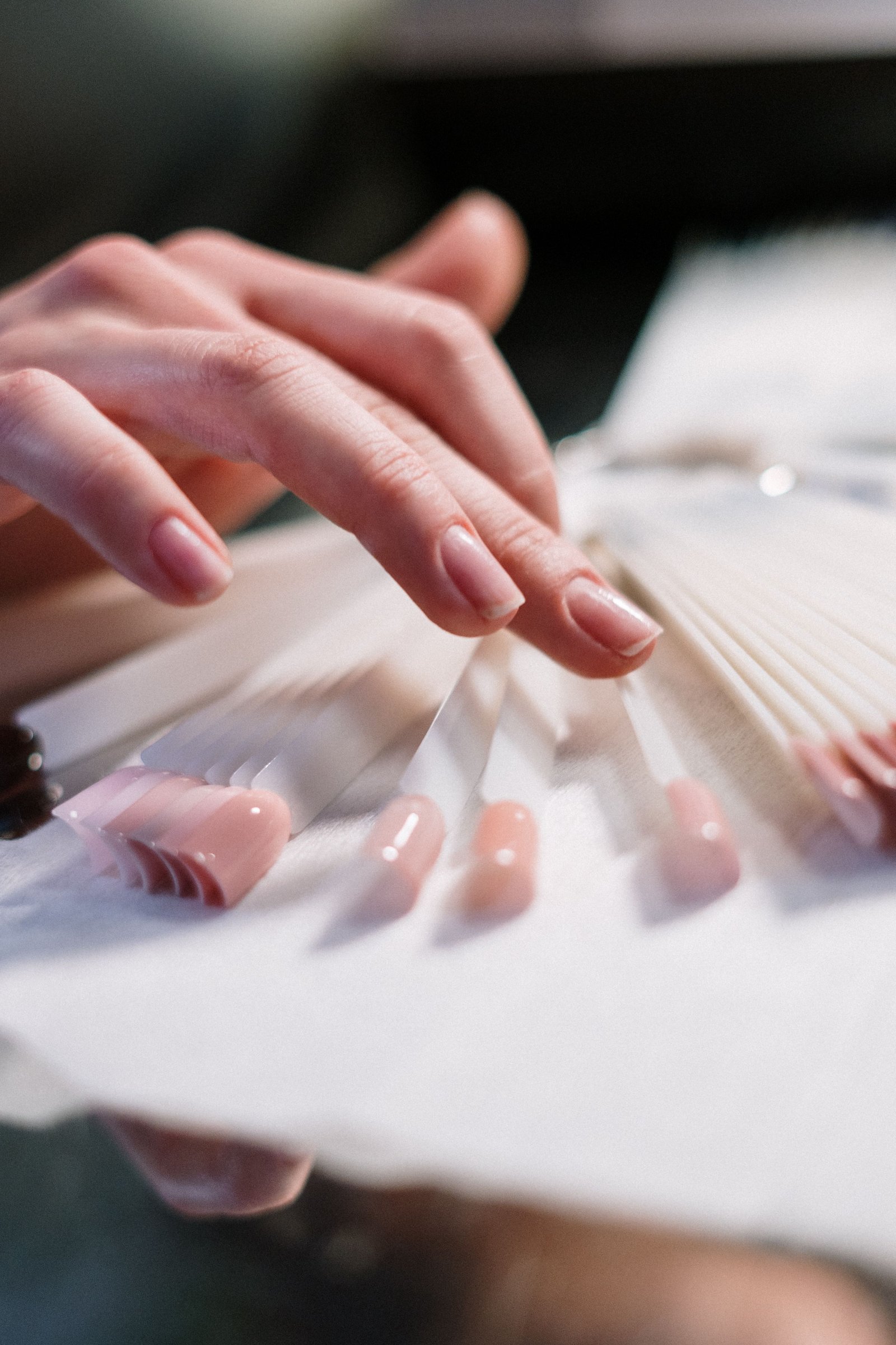 Selección de tips de uñas — técnica de acrílico